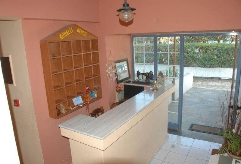KORALLI BEACH APT