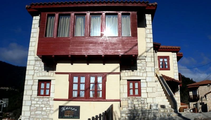 KORYSCHADES VILLAGE KASTRO