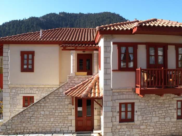 KORYSCHADES VILLAGE KASTRO