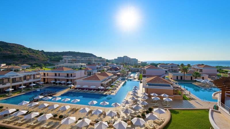 LA MARQUISE LUXURY RESORT COMPLEX