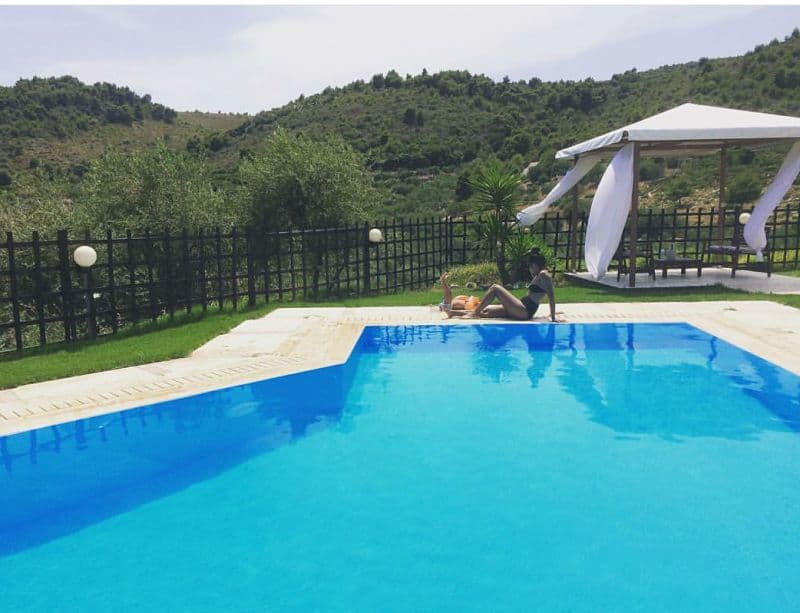 LIMNEON VILLAS