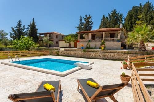 LIUBA HOUSES