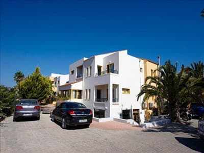 LYCASTI APT