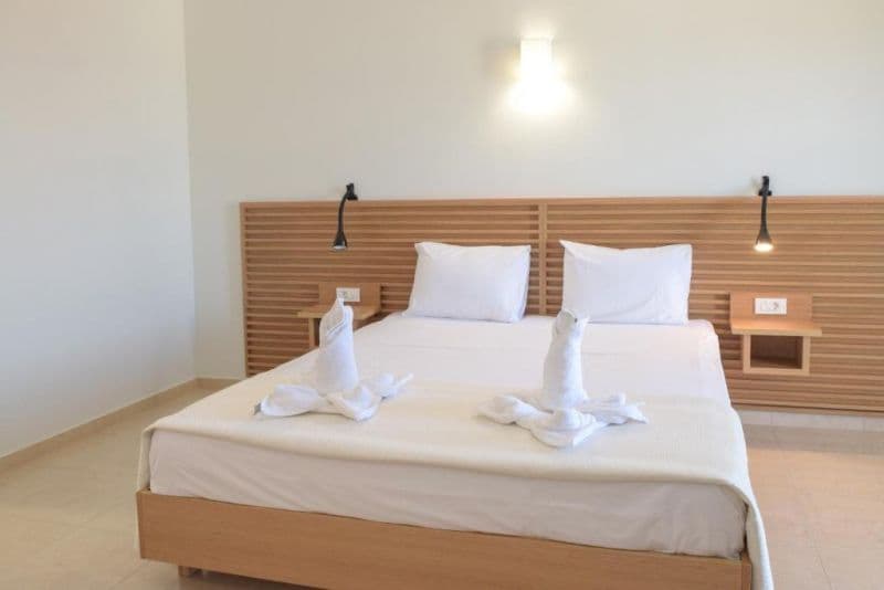 MITHOS PREMIUM ROOMS