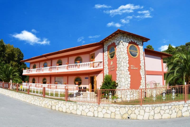 PETROS ITALOS BED & BREAKFAST