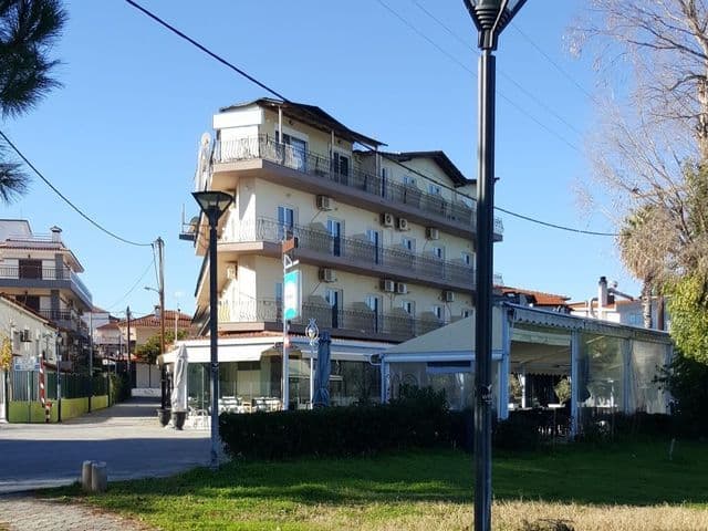 PLAZA HANIOTI