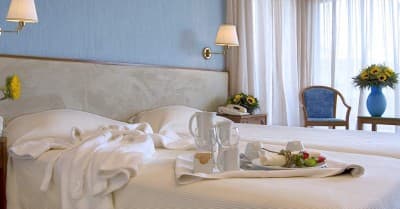 PLAZA VOULIAGMENI STRAND HOTEL