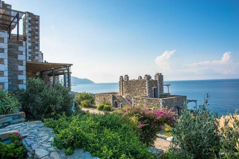 PORTO MANI SUITES