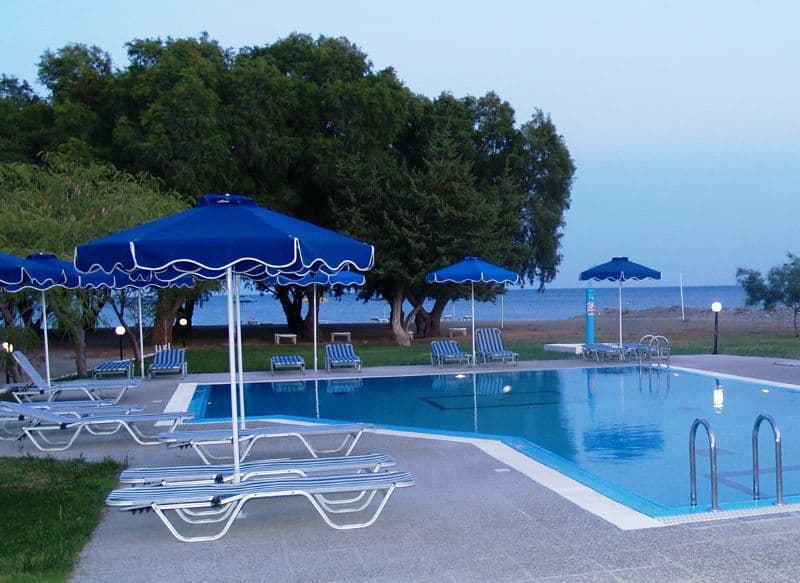 STAFILIA BEACH