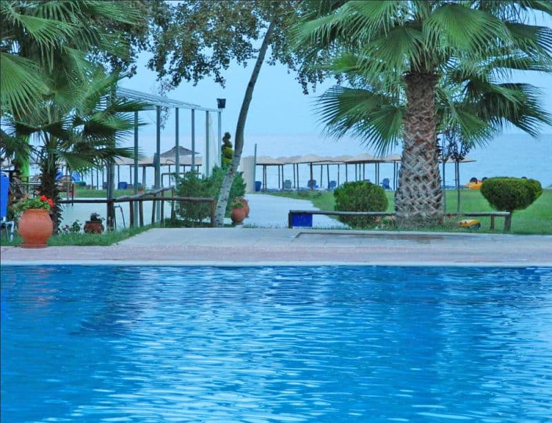 SUN BEACH PLATAMONAS