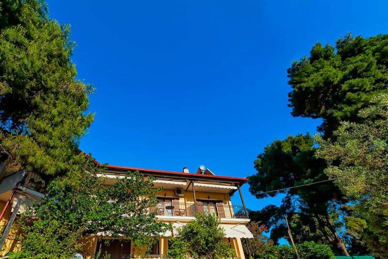 XENIOS KARNAGIO APARTHOTEL