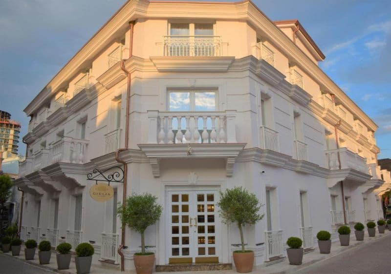 GIULIA ALBERGO