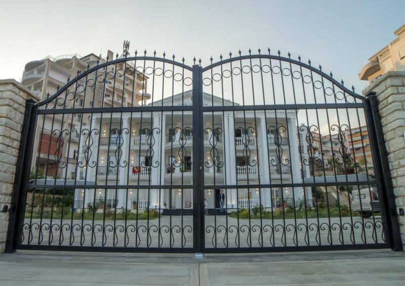 VILA KALCUNI