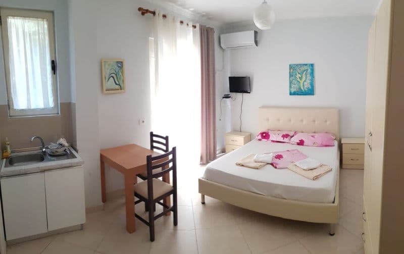 VILA MALI I ROBIT