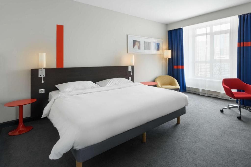 PARK INN BY RADISSON
